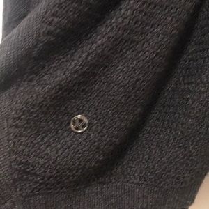 Lulu lemon short sleeve sweater/conch waist s/4